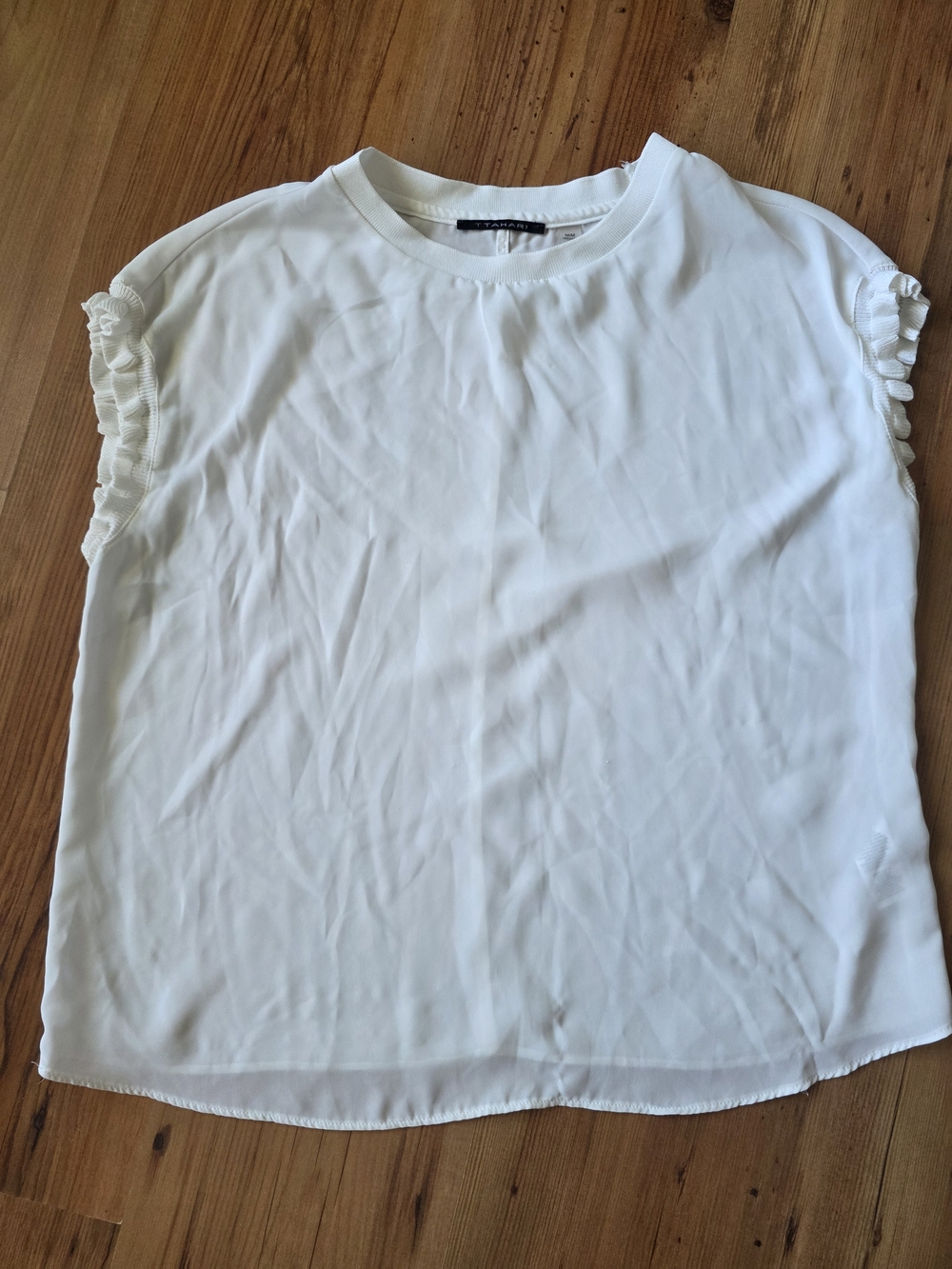 Tahari White Ruffle Sleeve Blouse